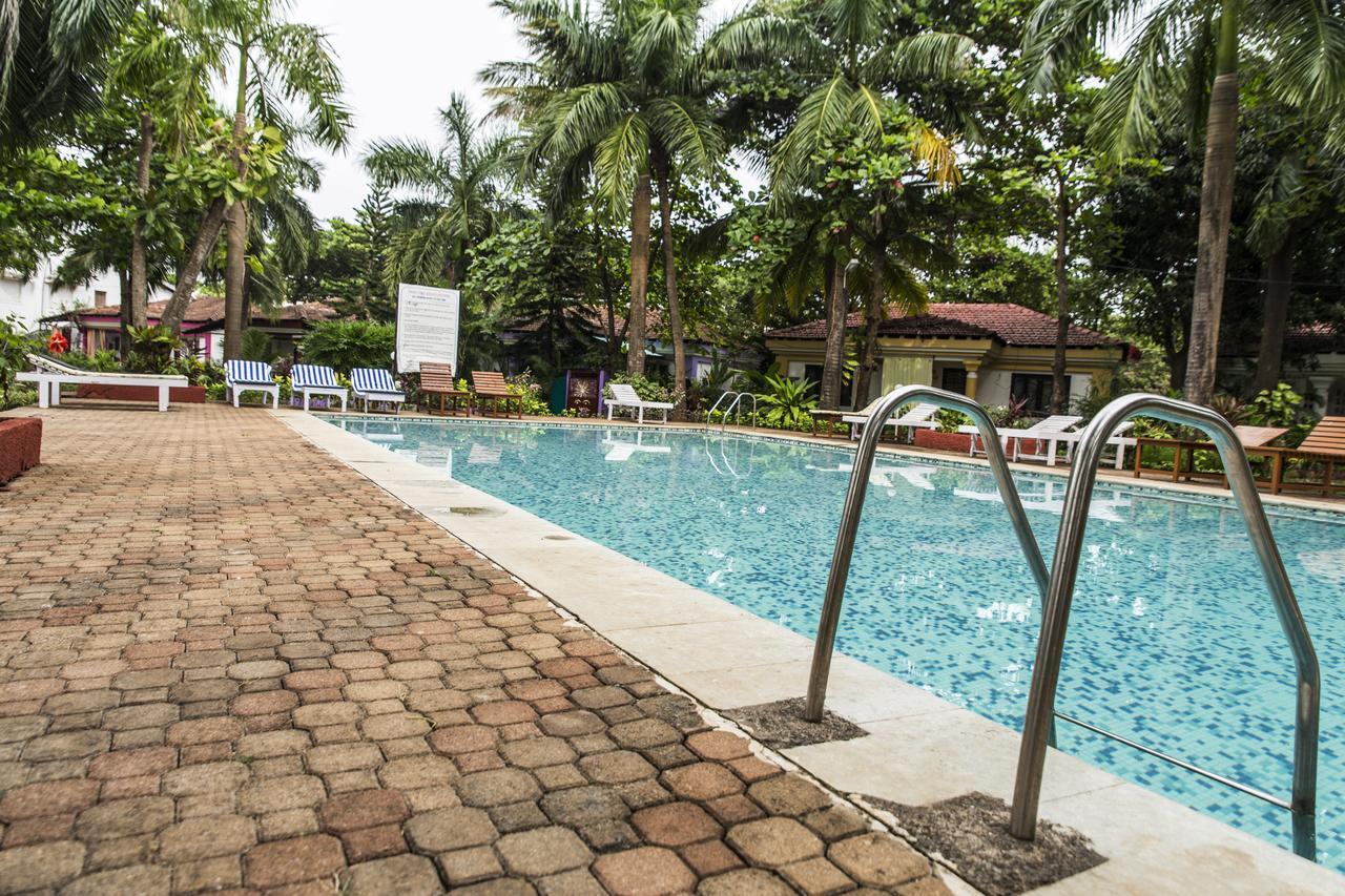 Shikara Beach Resort Cavelossim Exterior photo