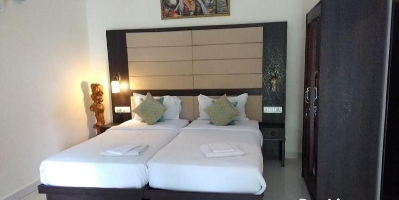 Shikara Beach Resort Cavelossim Exterior photo